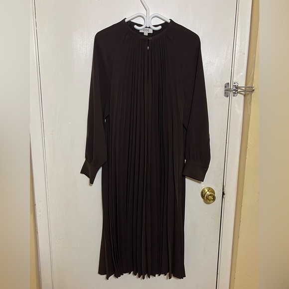 COS A-Line Pleated Dress - Picture 4 of 6